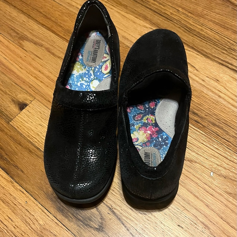 Grey's Anatomy Black Comfort Slip-On Shoes - Size 8.5 - Very Comfy! - Picture 2 of 5